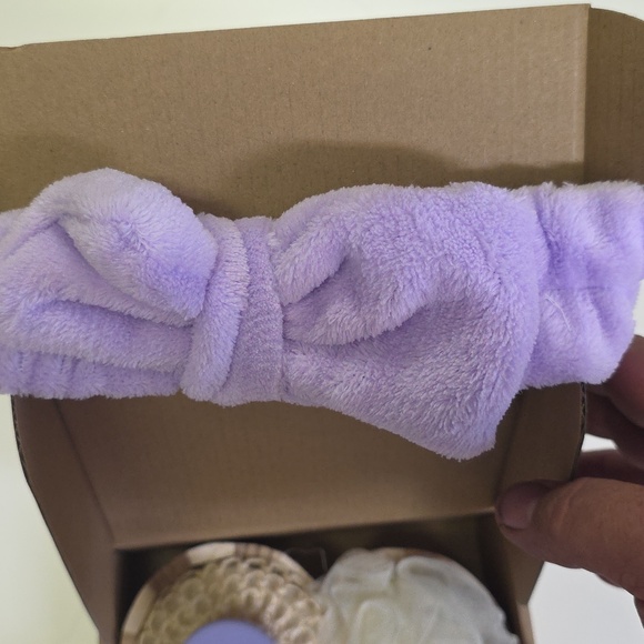 Beauty bundle 4 - Picture 3 of 3